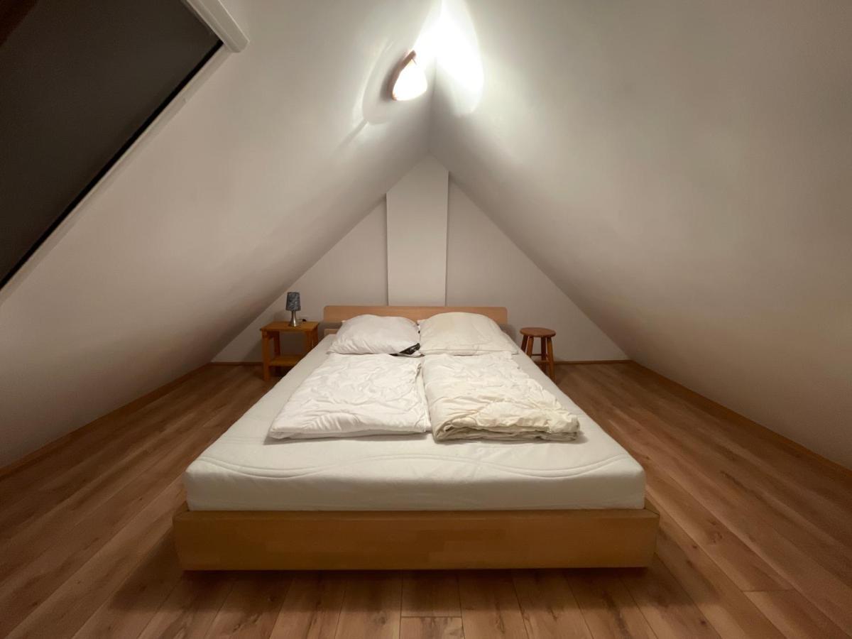 Hospoda-Ferienhaus Am Olba-See Malschwitz Экстерьер фото